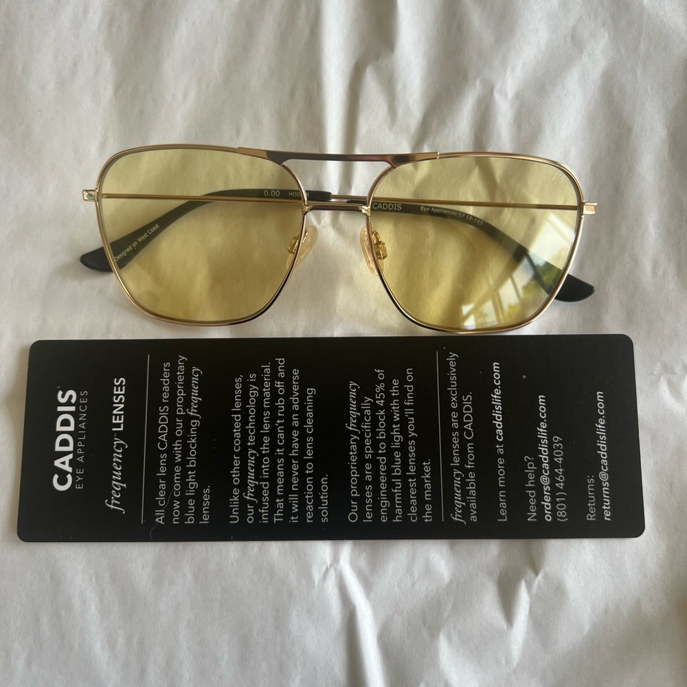 Hooper Gold Aviator blue light glasses for Women - Picture 3 of 4